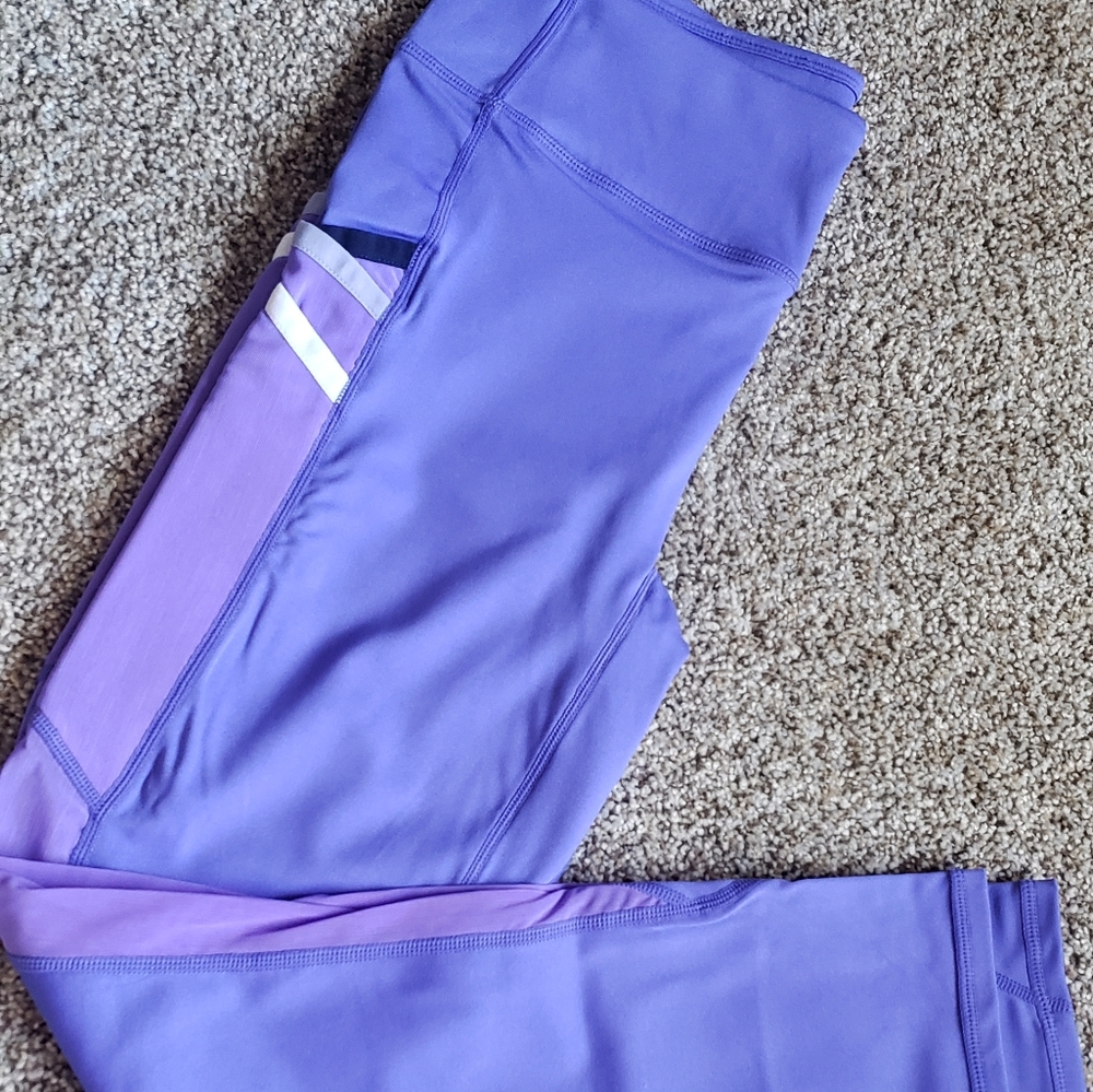 NWT Fabletics Leggings
